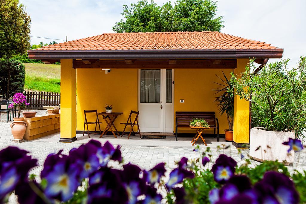 קסטל סן פייטרו טרמה Osteria Da Cesare E Locanda מראה חיצוני תמונה