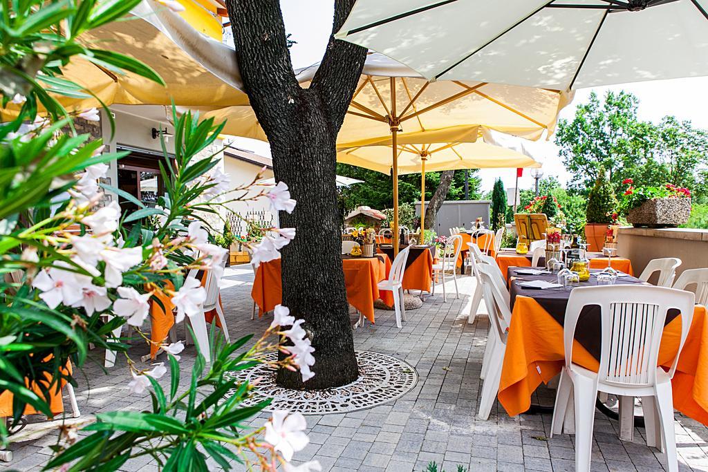 קסטל סן פייטרו טרמה Osteria Da Cesare E Locanda מראה חיצוני תמונה
