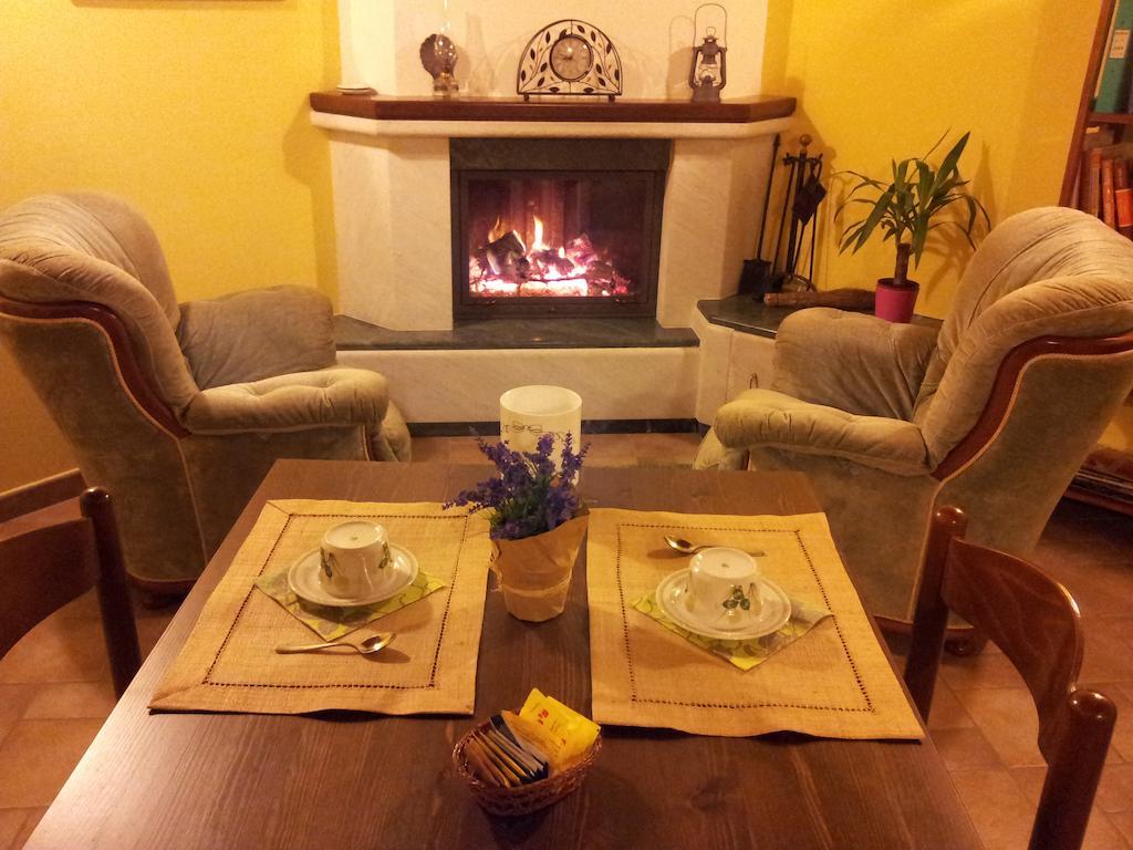 קסטל סן פייטרו טרמה Osteria Da Cesare E Locanda מראה חיצוני תמונה